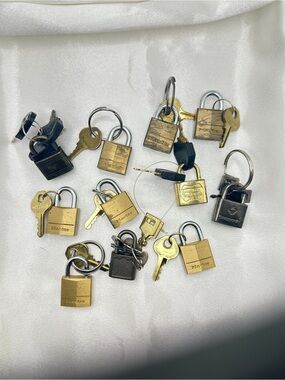 Vintage Luggage Locks & Keys